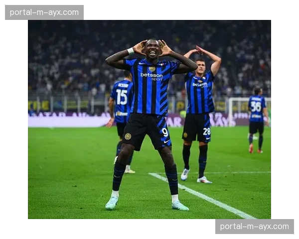 深度复盘：国米为何能限制曼城的快速转换？三中卫体系与中场绞杀是关键