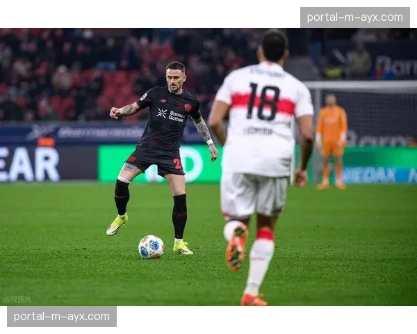 即时战报：斯图加特连入两球，客场2-0领先法兰克福。