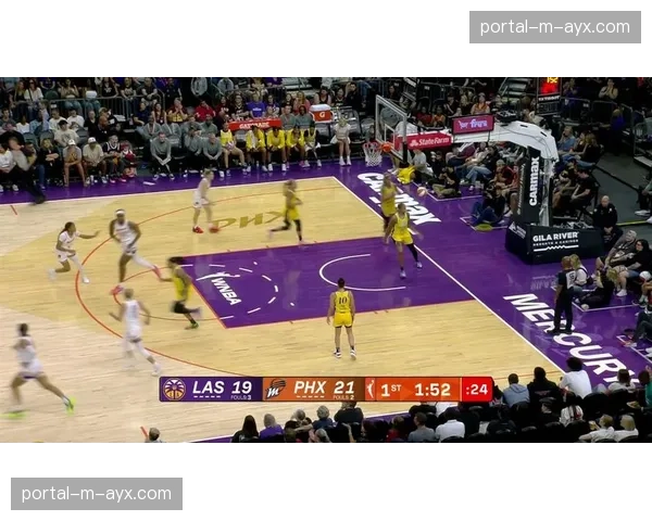 菲尼克斯水星与洛杉矶火花上演对攻大战,合计得分破赛季纪录 菲尼克斯水星与洛杉矶火花上演对攻大战,合计得分破赛季纪录